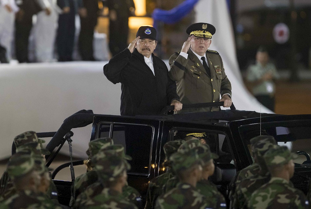 Ejército de Nicaragua tilda como «injerencia» la sanción de EEUU a su jefe