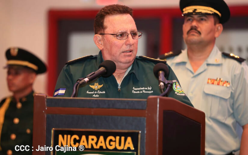 Reunión del Comandante en Jefe del Ejército con jefes de Unidades Militares