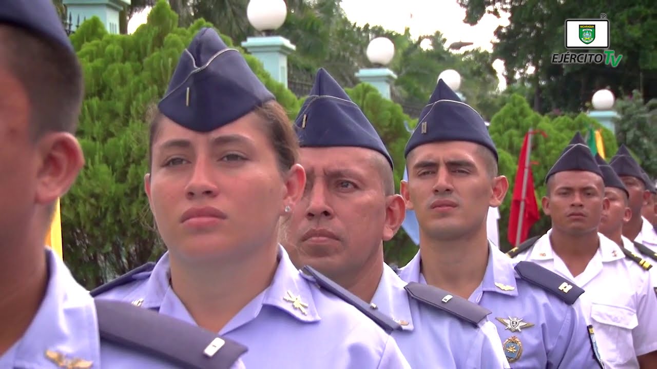 Hombres y mujeres llenos del compromiso patriótico que demanda el bienestar de nuestra nación