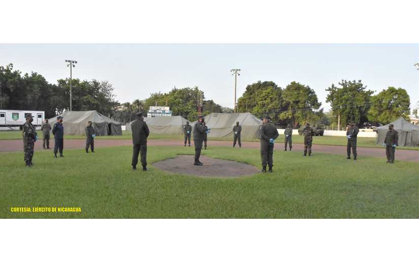 Reunión del Comandante en Jefe del Ejército de Nicaragua con jefes de unidades militares