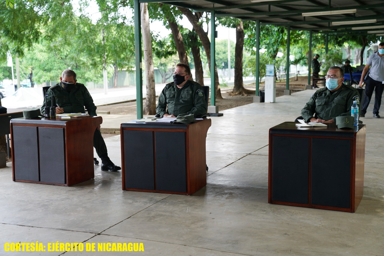 Comandancia se reúne con jefes de unidades militares