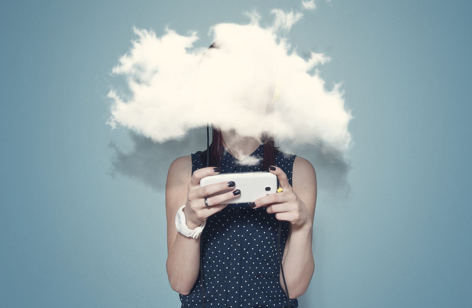 Cuando estoy triste miro un meme: el poder analgésico para la mente de compartir imágenes virales