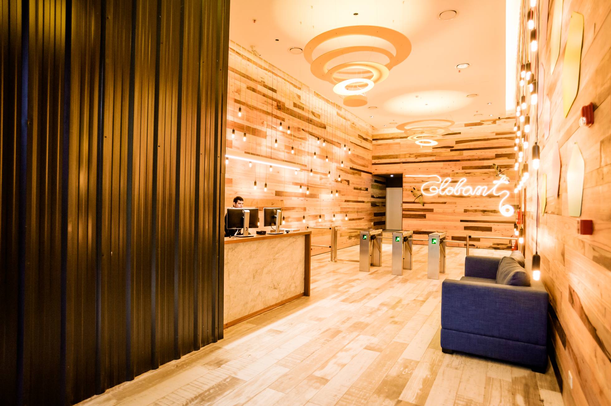 «La oficina del futuro se parecerá a un centro de ocio donde reunirse»