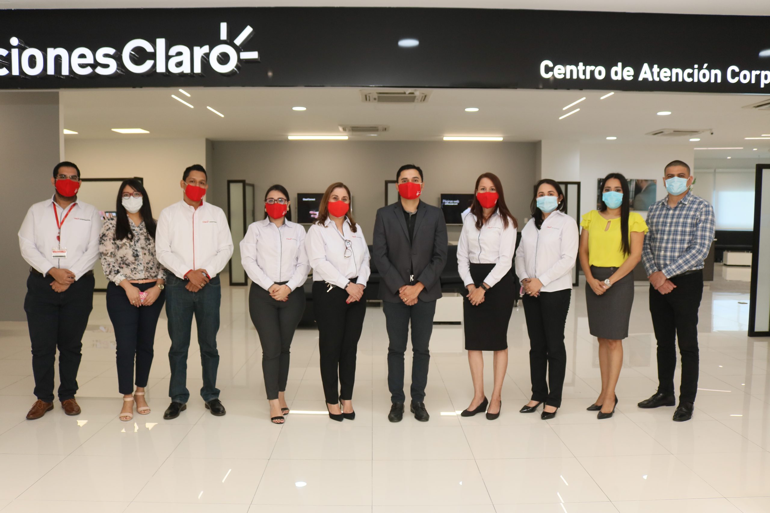 Claro abre las puertas de su nuevo centro de soluciones empresariales