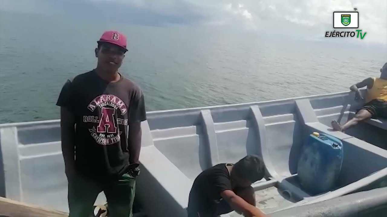Distrito Naval Caribe rescató a 5 tripulantes en la Barra Punta Gorda