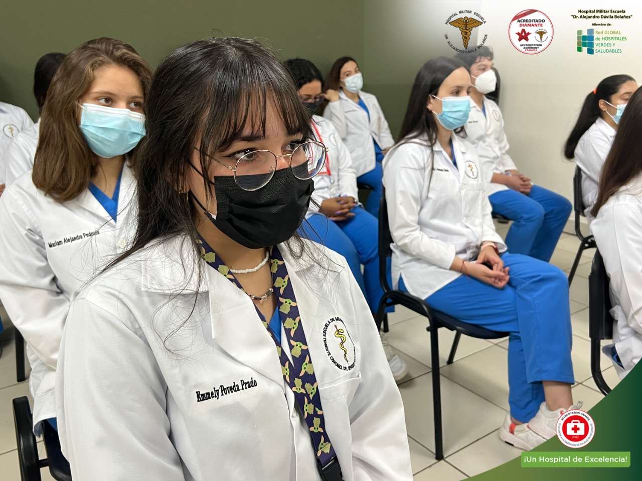 Maestros y Estudiantes Celebran su XVIII Aniversario de la Escuela de Medicina