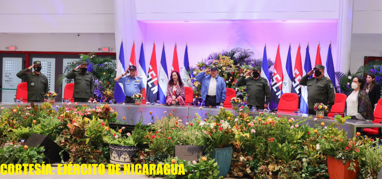 Saludan 43 aniversario de Fuerza Aérea