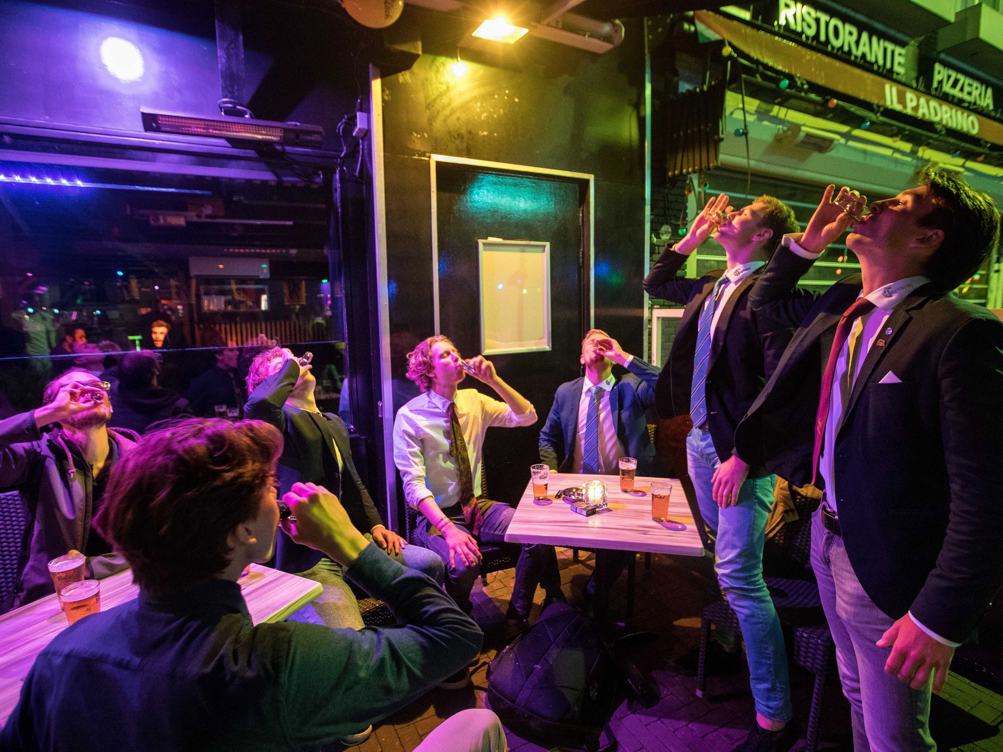 En la antesala de la adicción: nuestra sociedad no superaría un test de dopaje